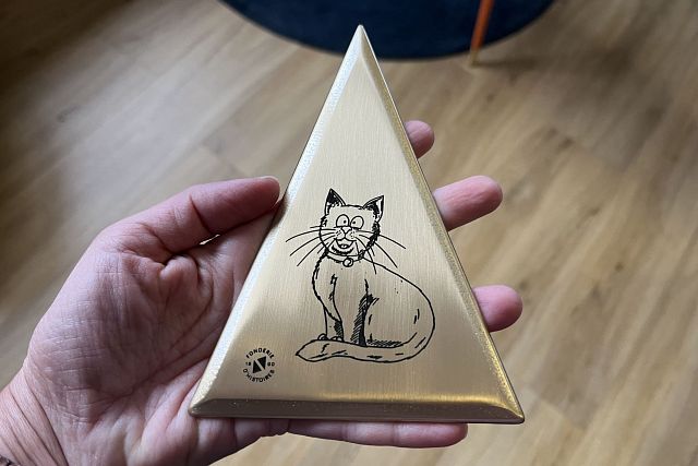 Flèche brossée satinée vernie personnalisable