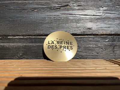 Clou brossé satiné verni personnalisable